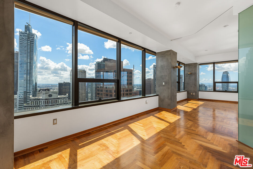 1100 Wilshire Blvd Unit: 2911