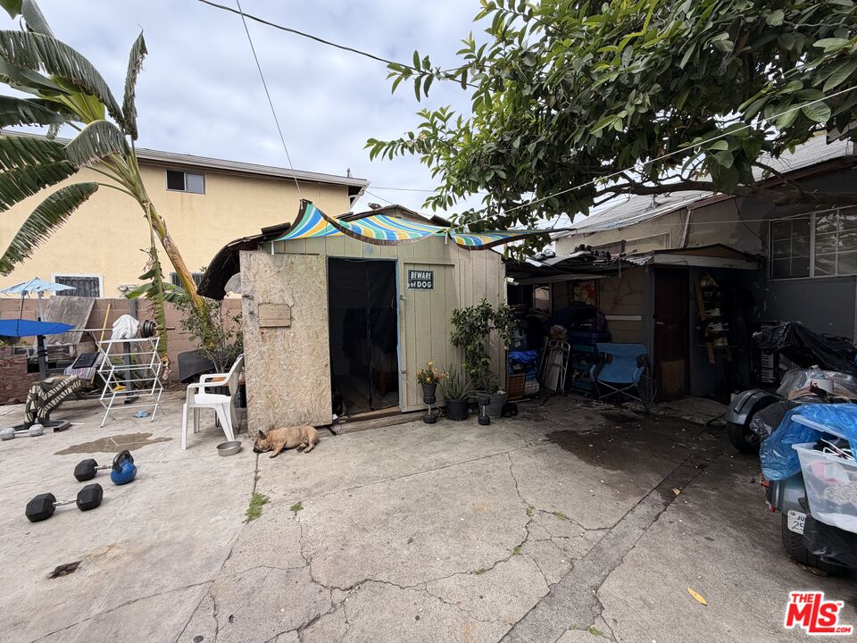 1032 N Ridgewood Pl