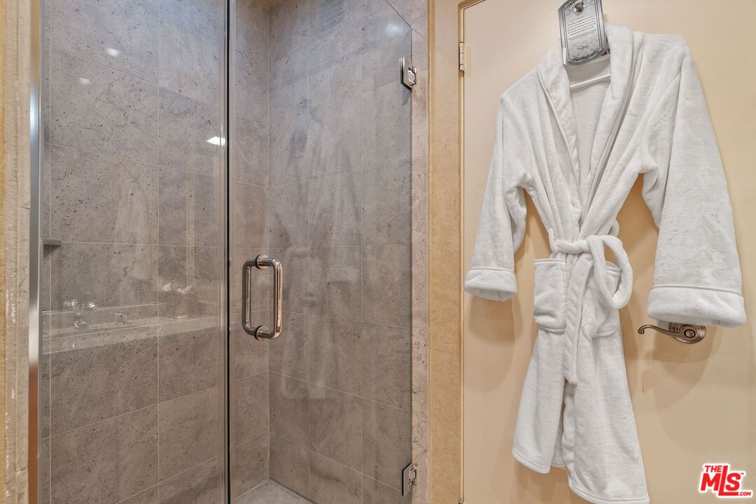10790 Wilshire Blvd Unit: 1001