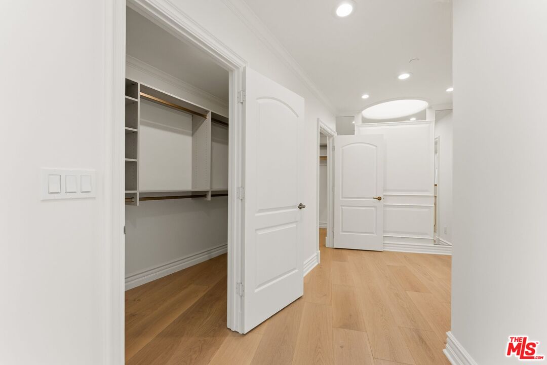 1725 Loma Vista Dr