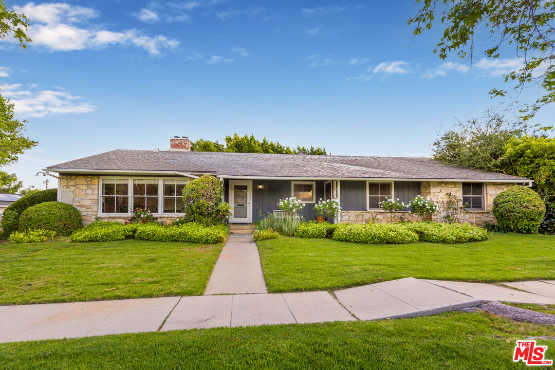 4944 Texhoma Ave