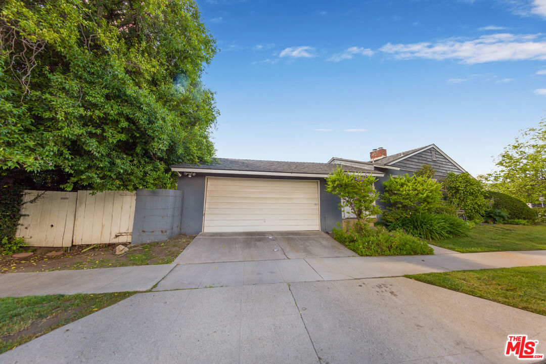 4944 Texhoma Ave