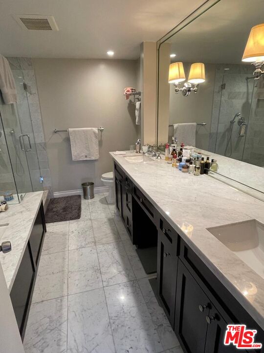 412 N Palm Dr Unit: 302