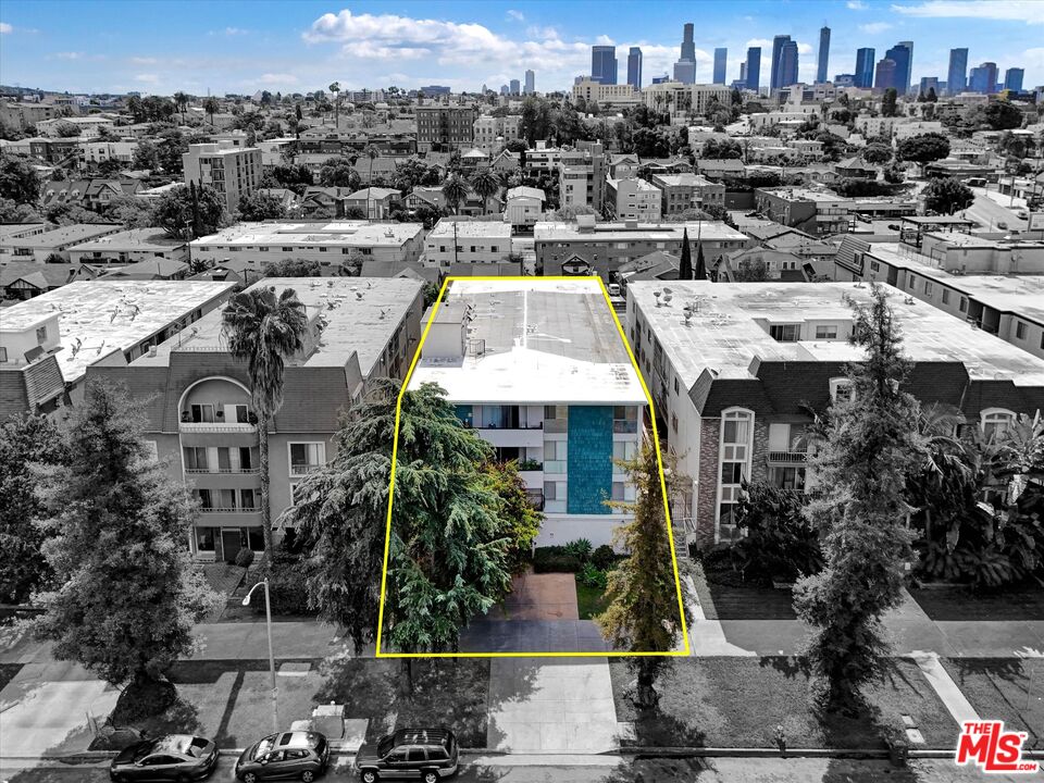 244 S La Fayette Park Pl Unit: 205
