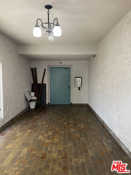 244 S La Fayette Park Pl Unit: 205