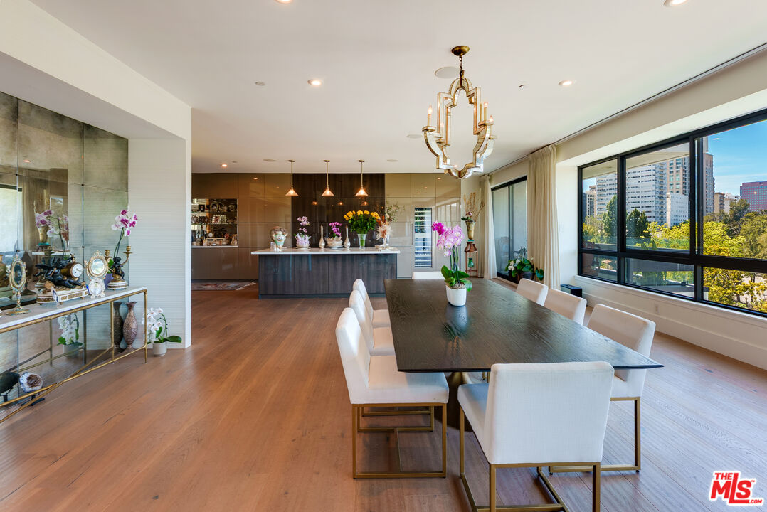 10551 WILSHIRE Unit: 702/703