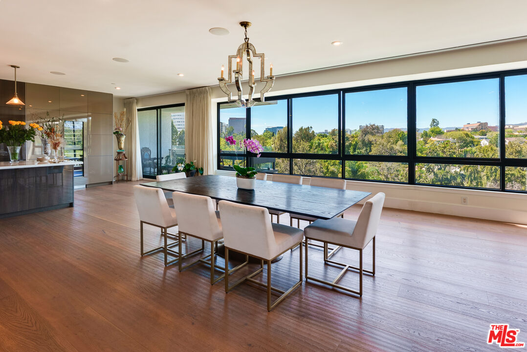 10551 WILSHIRE Unit: 702/703