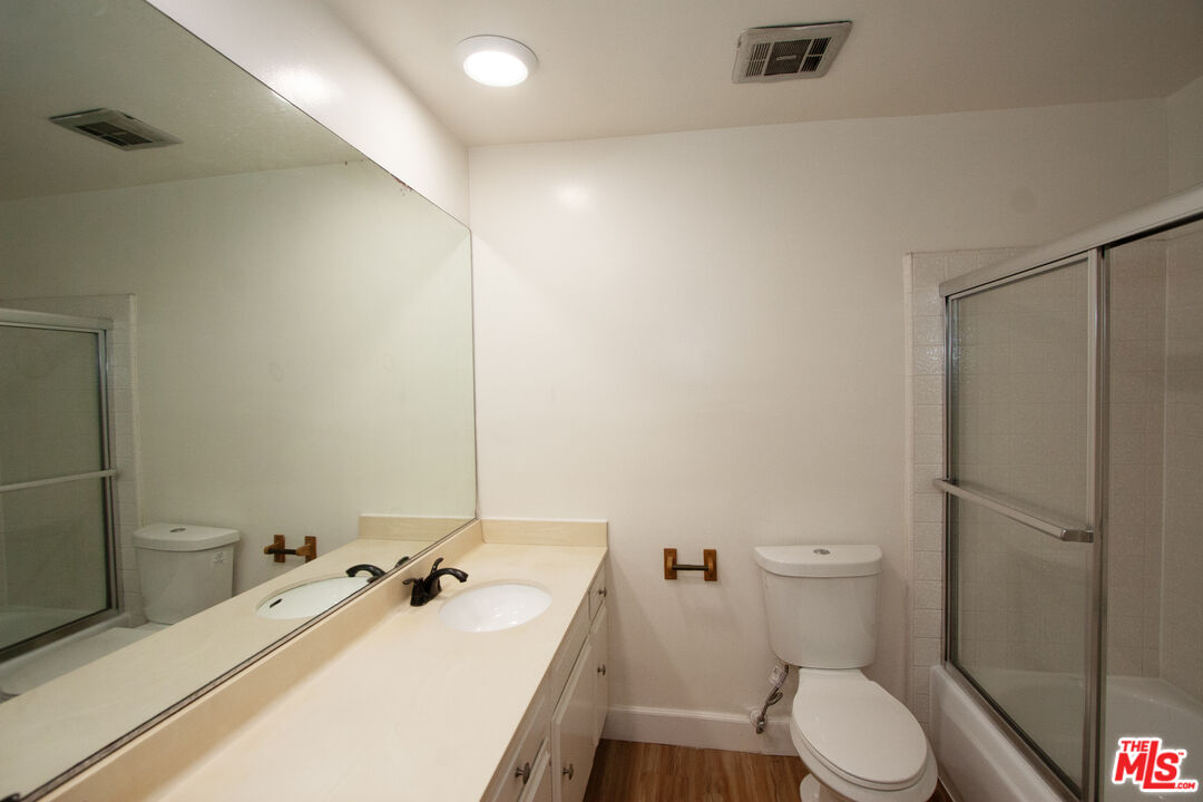 11515 Ohio Ave Unit: 1
