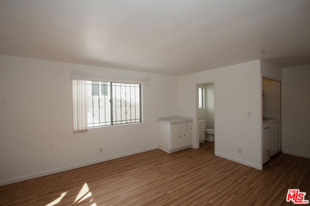 11515 Ohio Ave Unit: 1