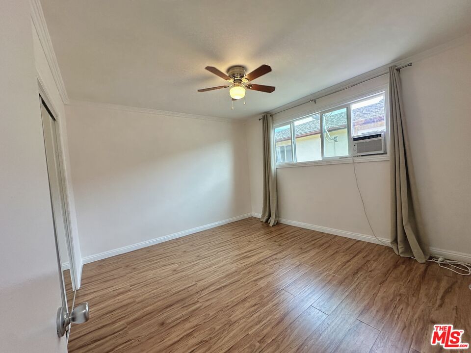 1114 S Sherbourne Dr Unit: 5