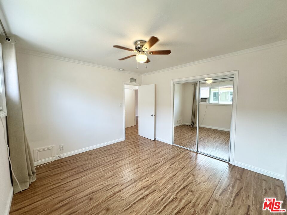 1114 S Sherbourne Dr Unit: 5