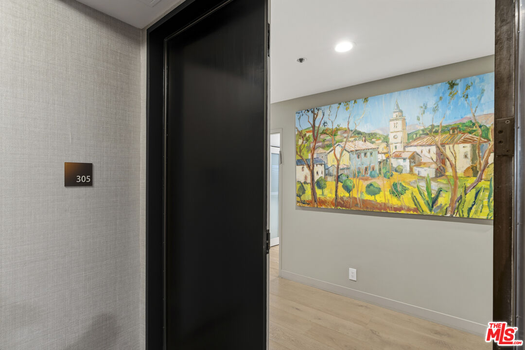 10430 Wilshire Blvd Unit: 305