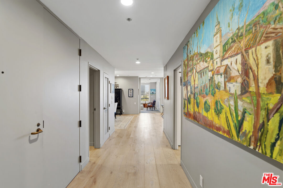10430 Wilshire Blvd Unit: 305