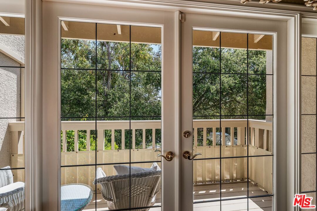 2792 Bottlebrush Dr