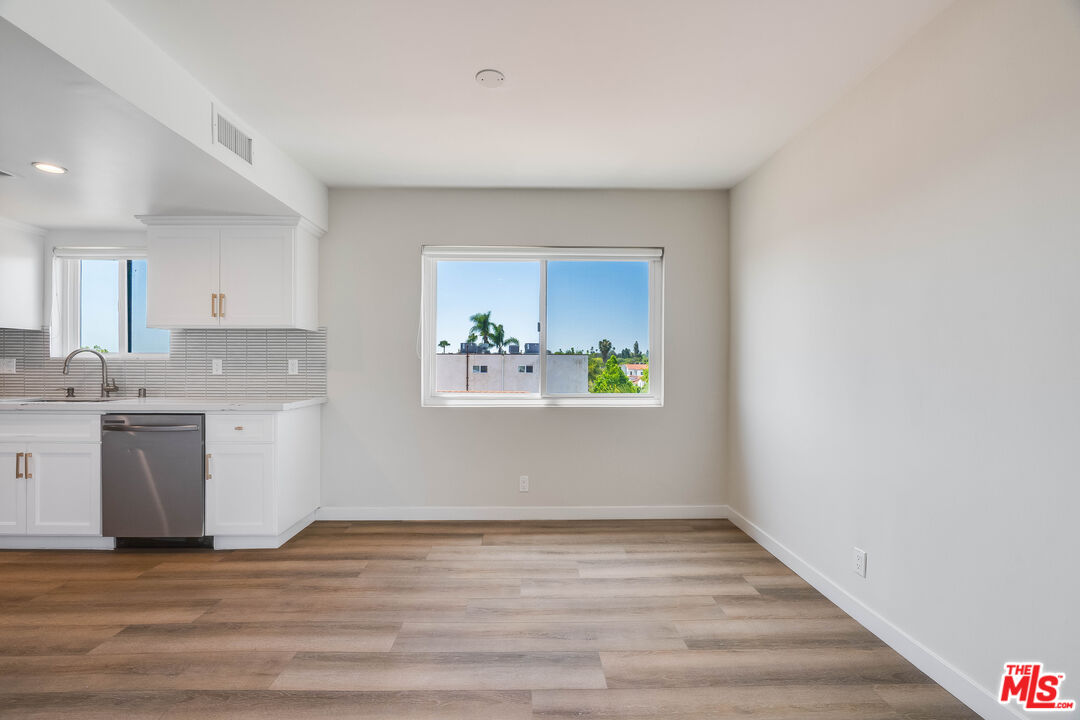 1470 Rexford Dr Unit: 302
