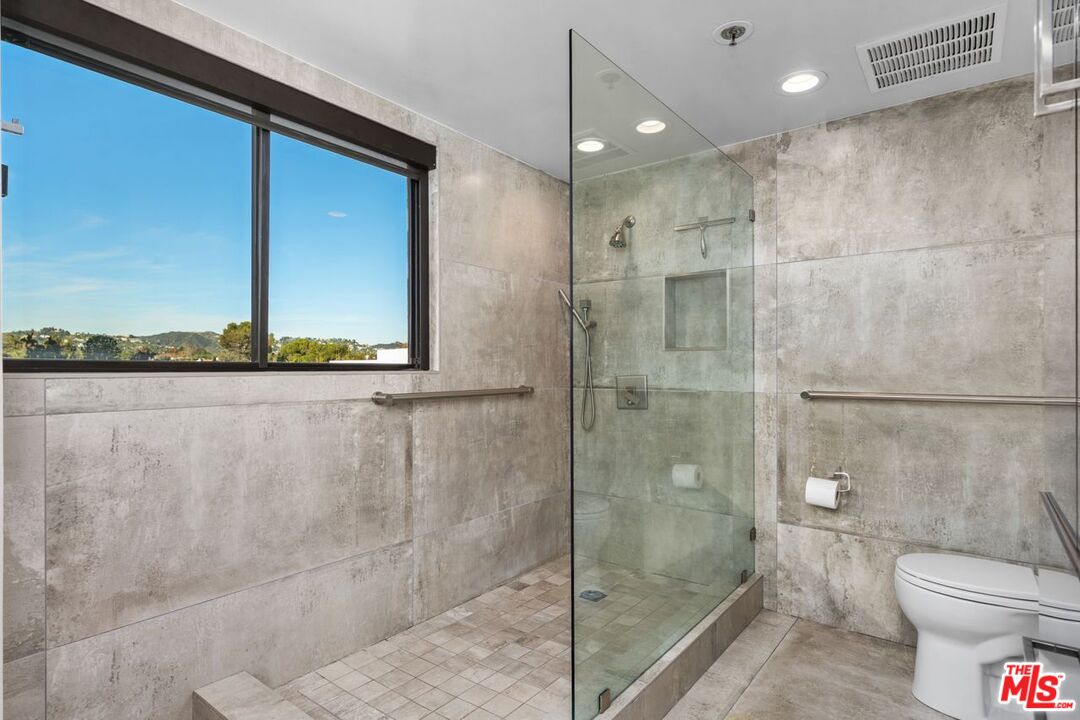 10660 Wilshire Blvd Unit: 804