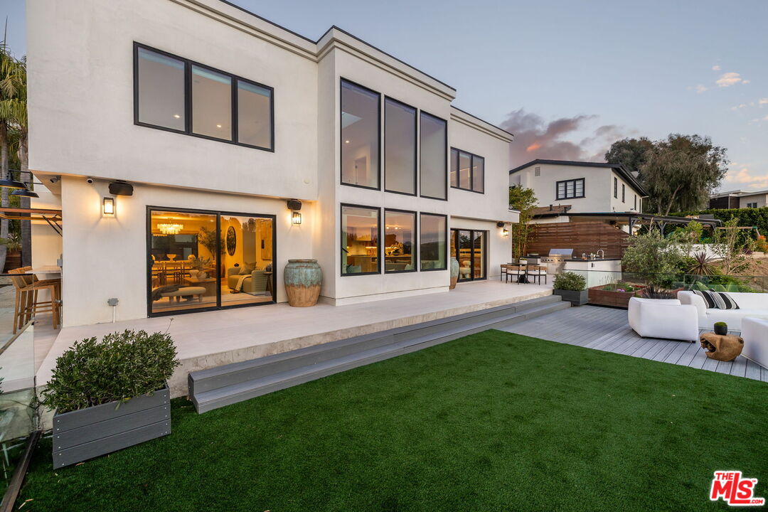 2373 Nalin Dr