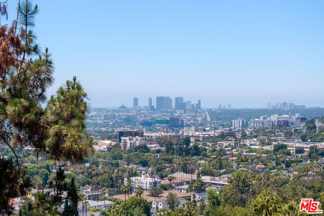 1830 N Sierra Bonita Ave