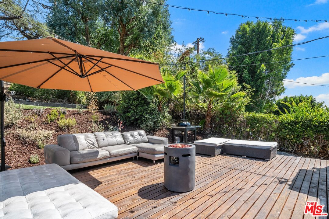 22263 Buena Ventura St