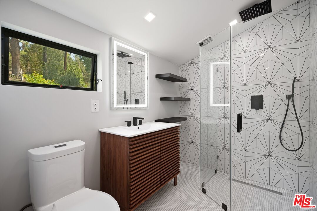 22263 Buena Ventura St