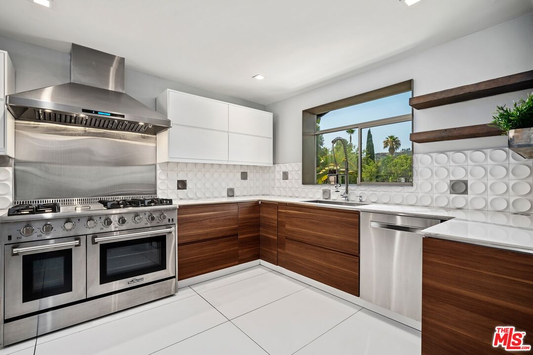 22263 Buena Ventura St