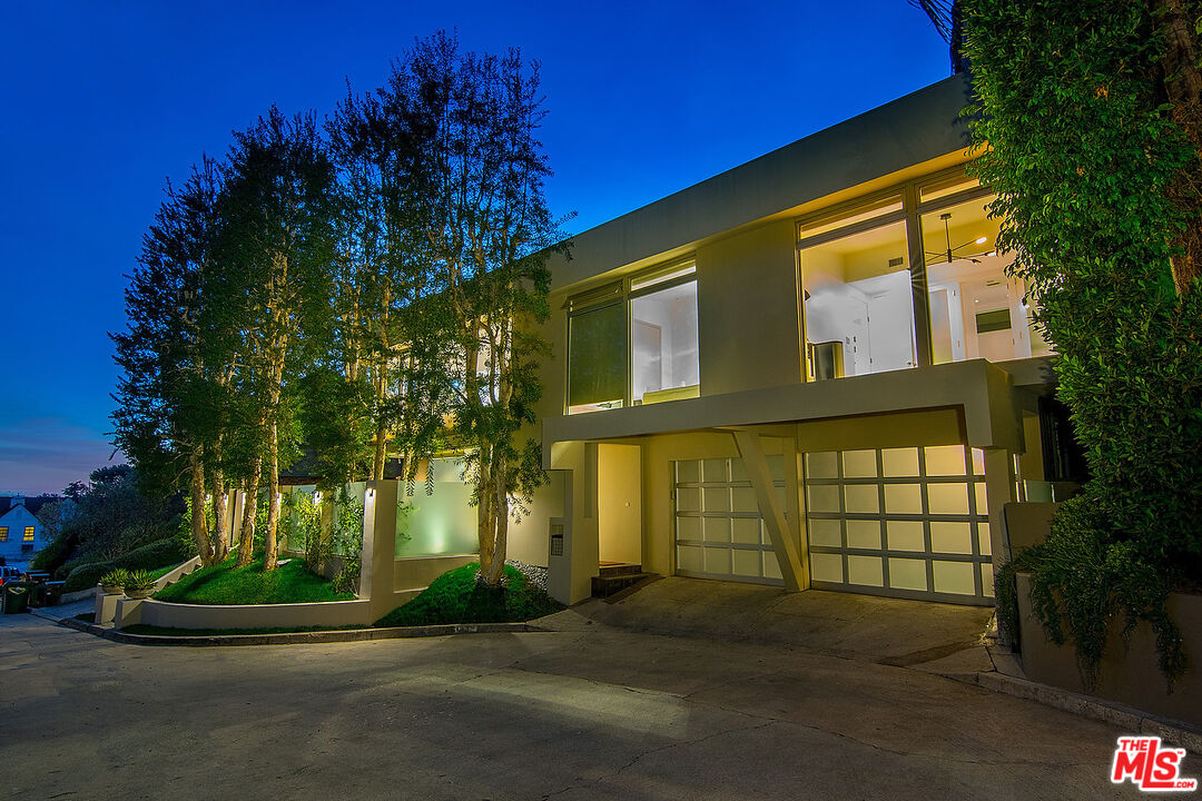 1331 CORDELL PL
