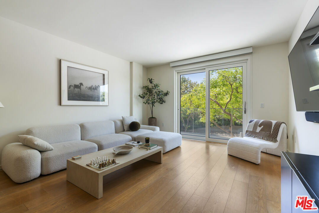 1705 Ocean Ave Unit: 212