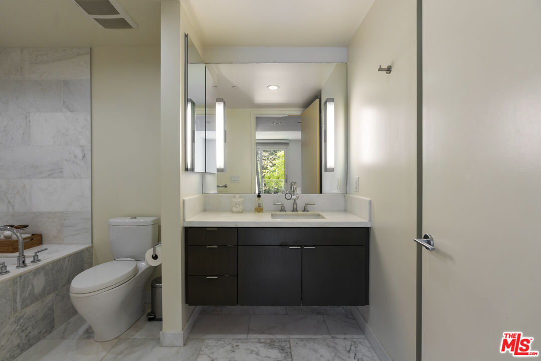 1705 Ocean Ave Unit: 212