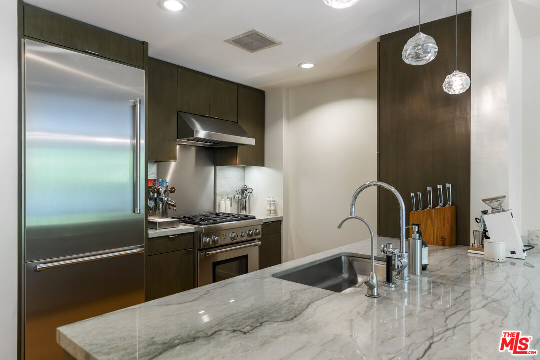 1705 Ocean Ave Unit: 212