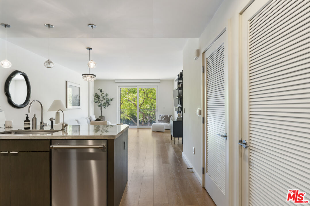 1705 Ocean Ave Unit: 212