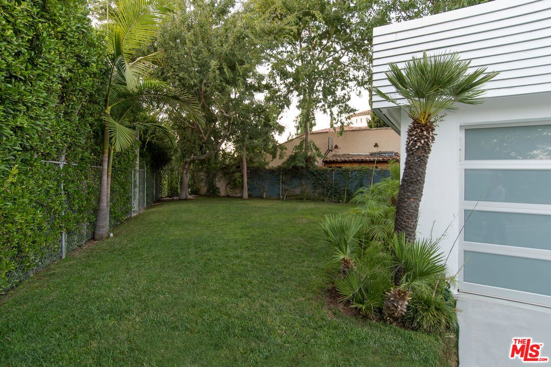 1466 N BEL AIR RD