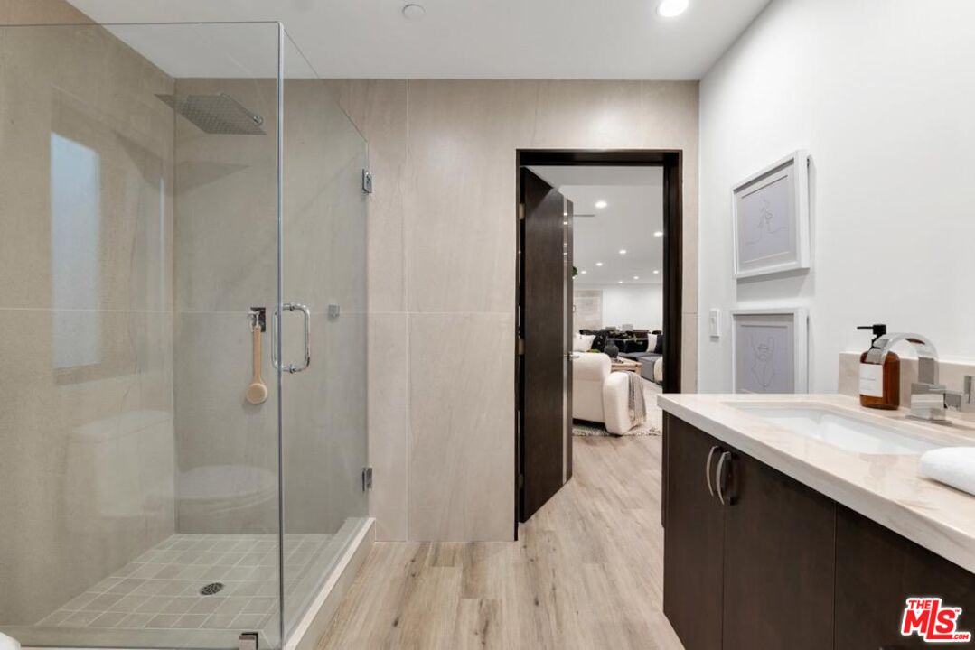 3116 Elvido Dr