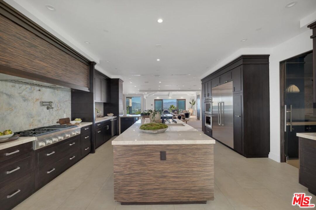3116 Elvido Dr