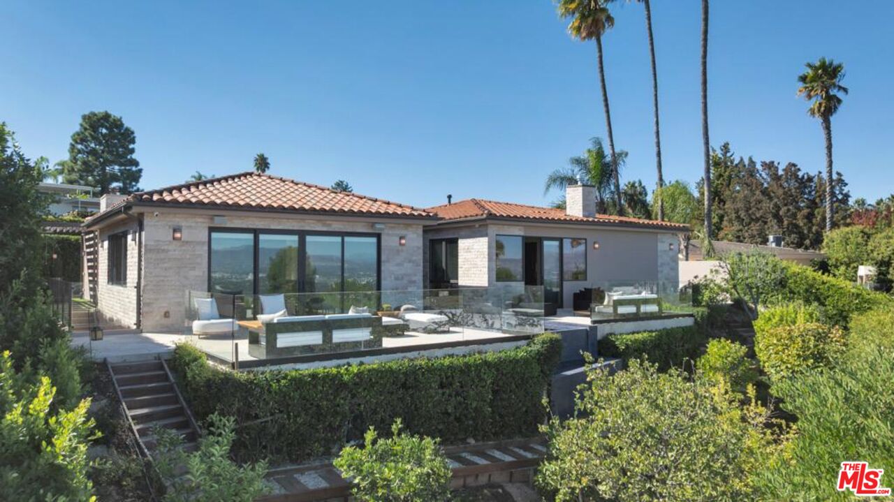 3116 Elvido Dr