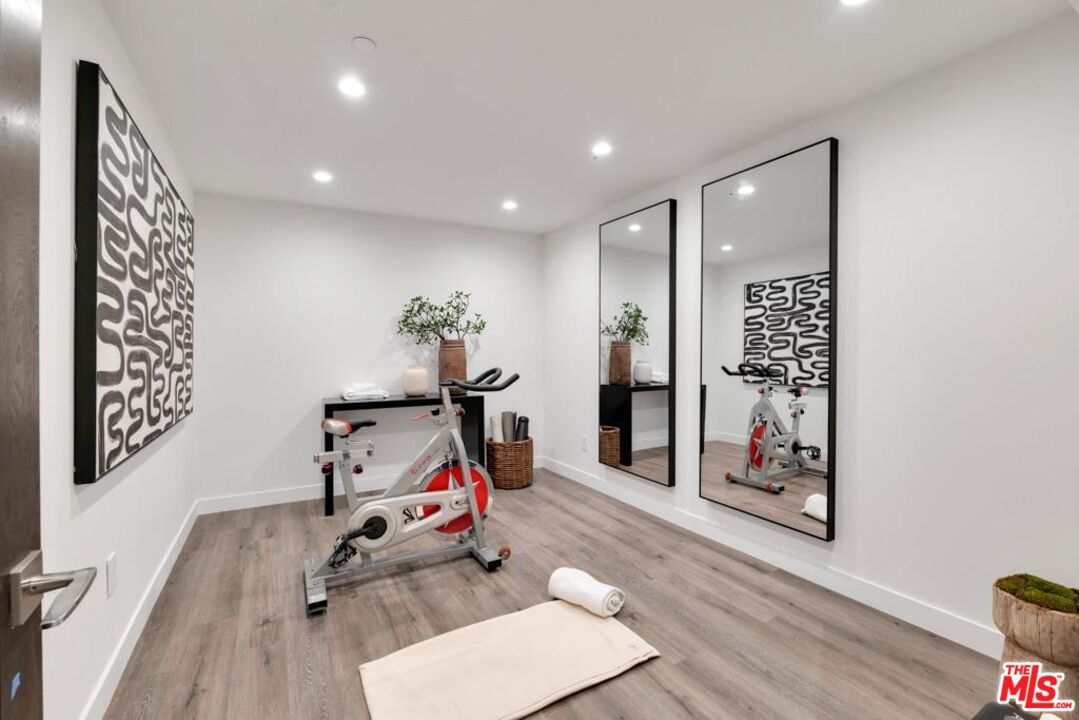3116 Elvido Dr