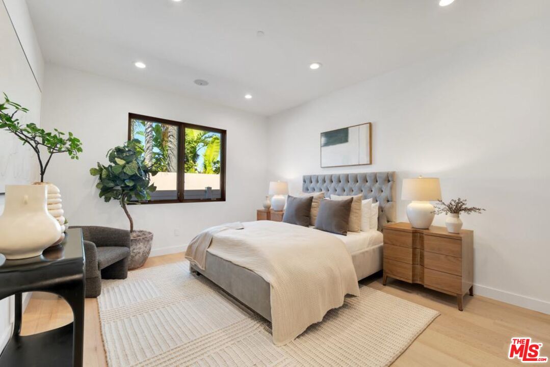 3116 Elvido Dr