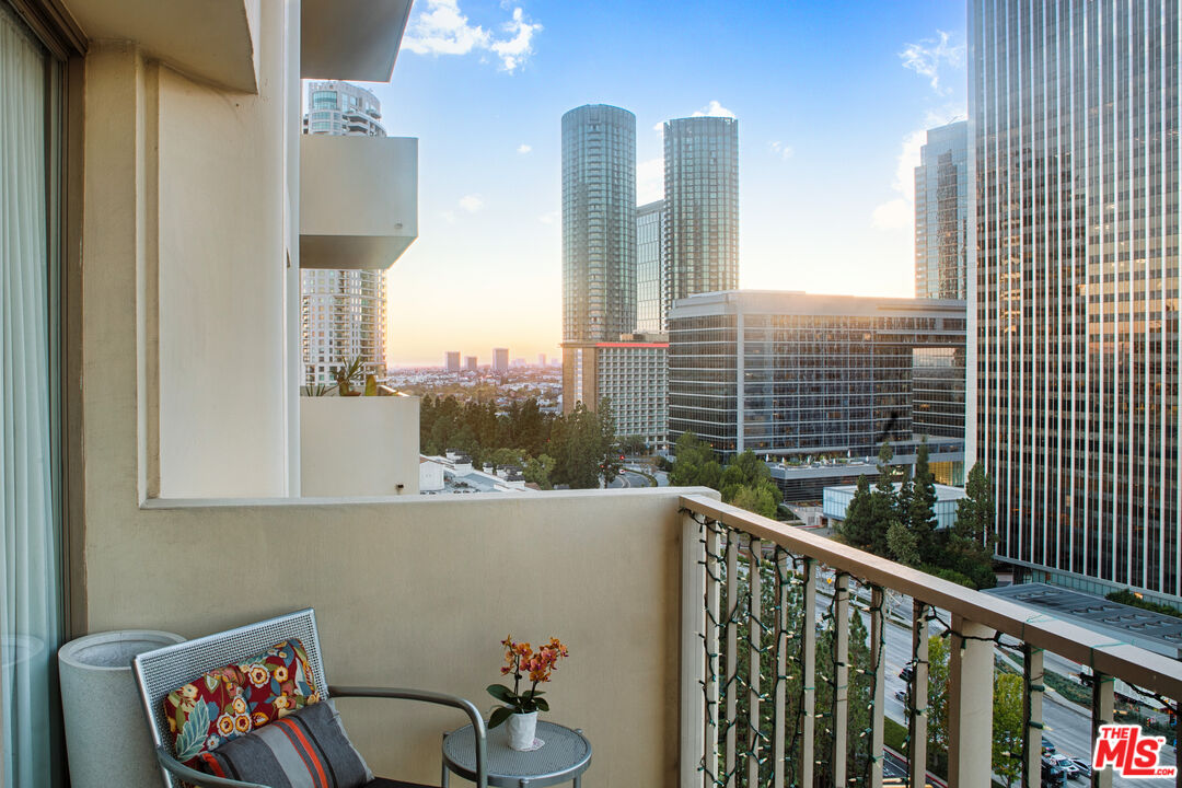 2170 Century Park East Unit: 1804