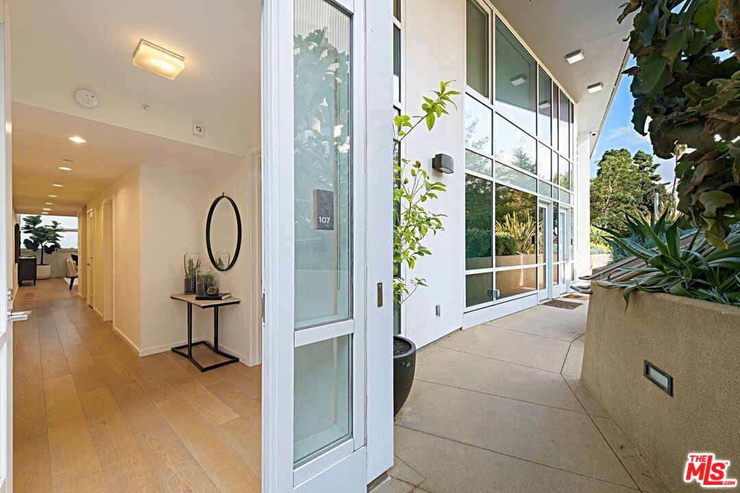 1705 Ocean Ave Unit: 107