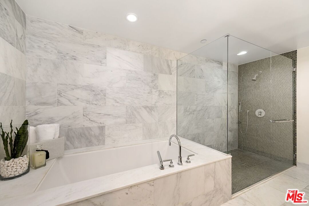 1705 Ocean Ave Unit: 107