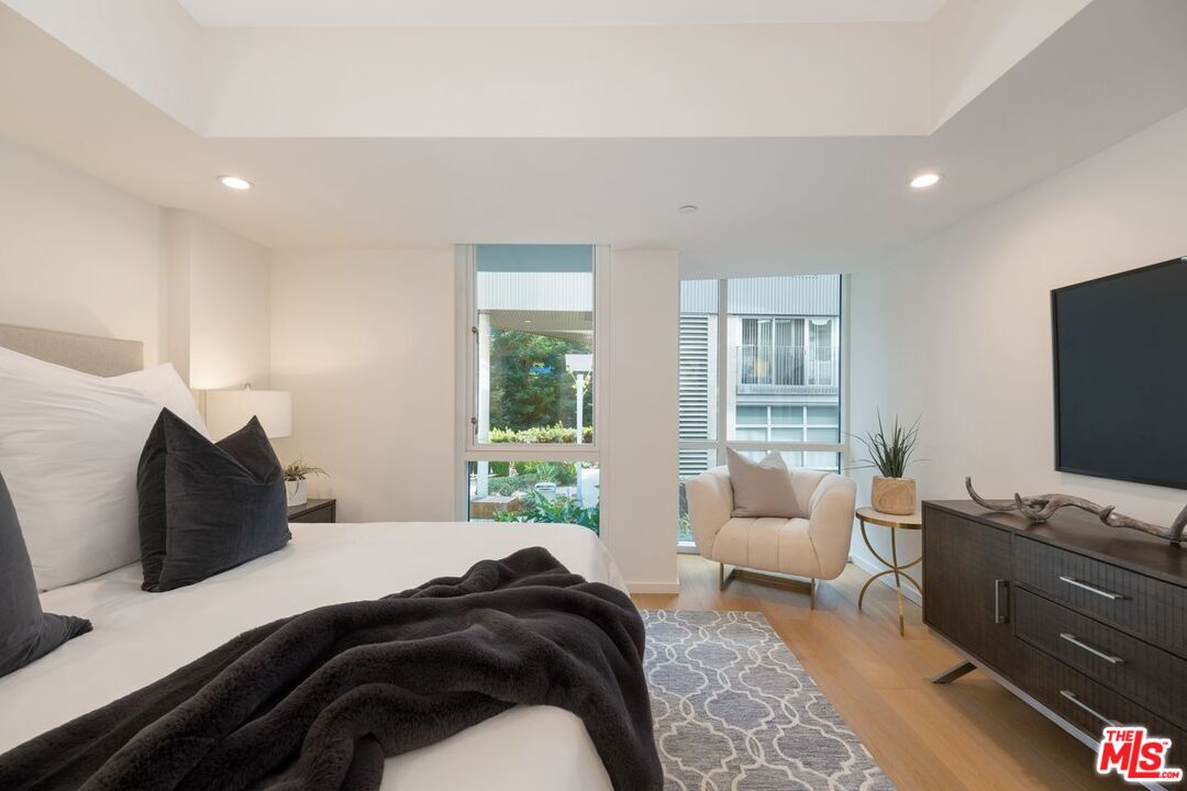 1705 Ocean Ave Unit: 107