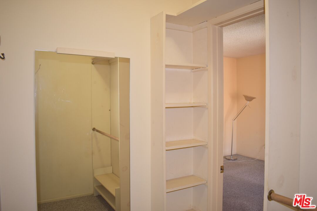 1711 Grismer Ave Unit: 63