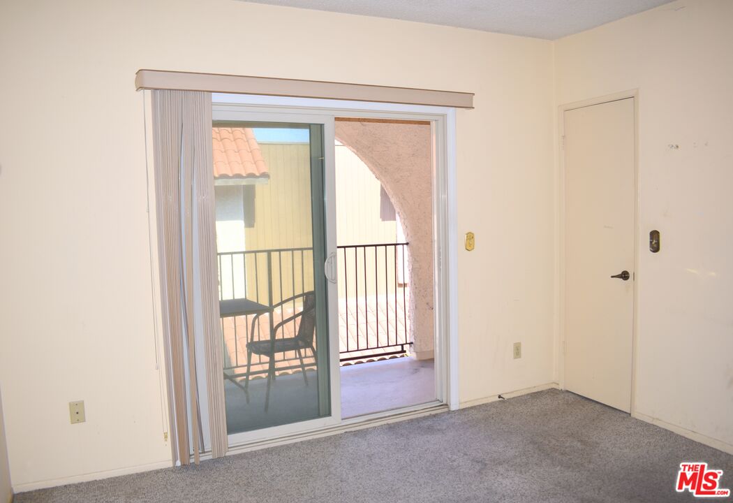 1711 Grismer Ave Unit: 63