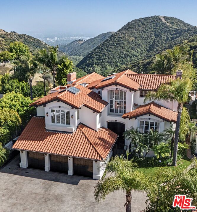 12608 Promontory Rd
