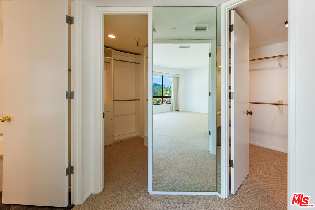 10551 Wilshire Blvd Unit: 1002