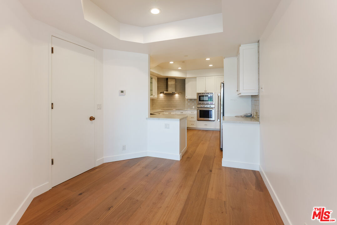 10551 Wilshire Blvd Unit: 1002