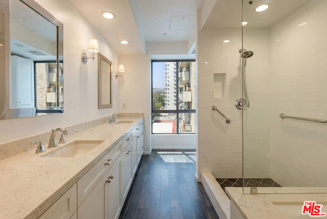 10551 Wilshire Blvd Unit: 1002