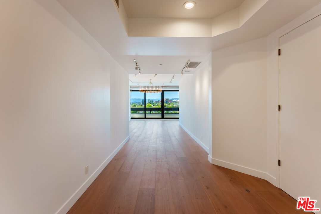 10551 Wilshire Blvd Unit: 1002