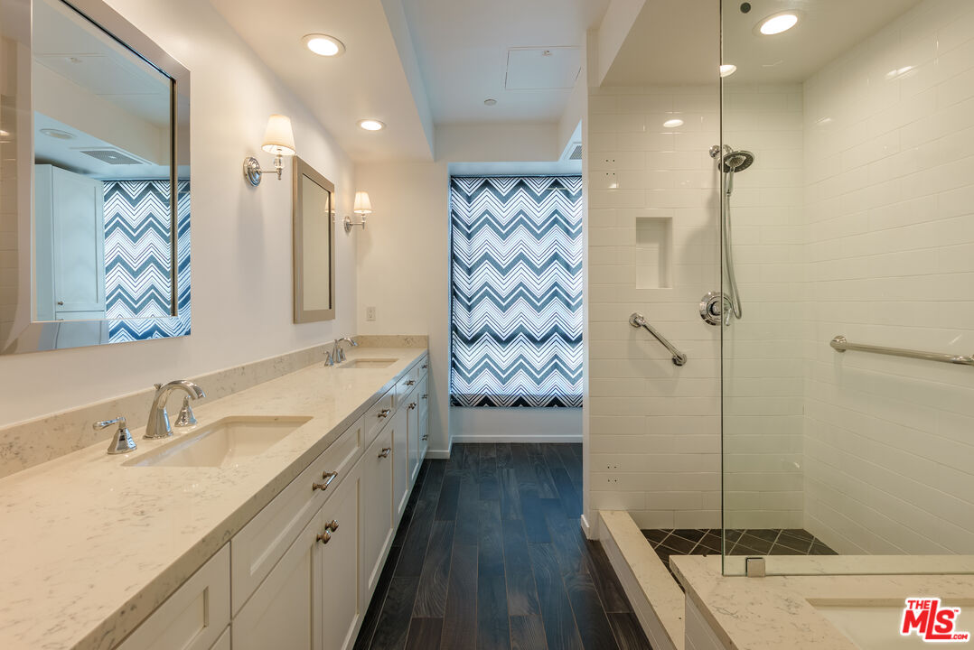 10551 Wilshire Blvd Unit: 1002