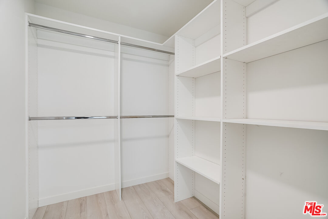 1021 S Shenandoah St Unit: 501