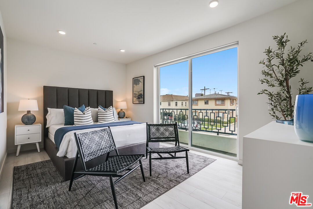 1021 S Shenandoah St Unit: 501